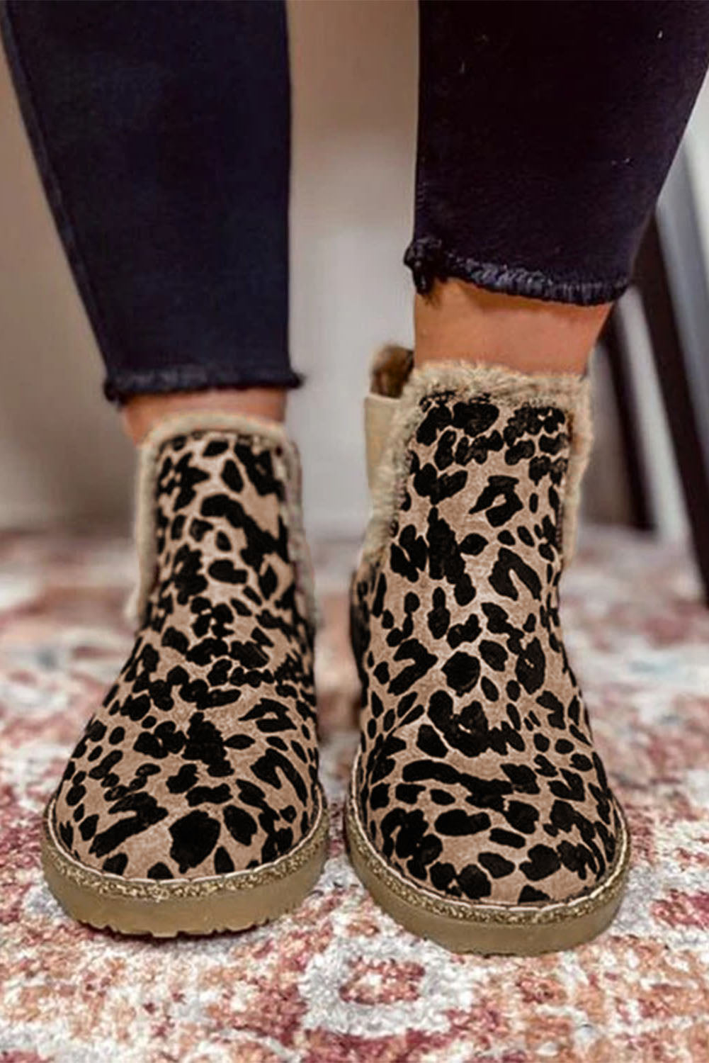 Leopard Zip Up Fleece Lining Chelsea Boots