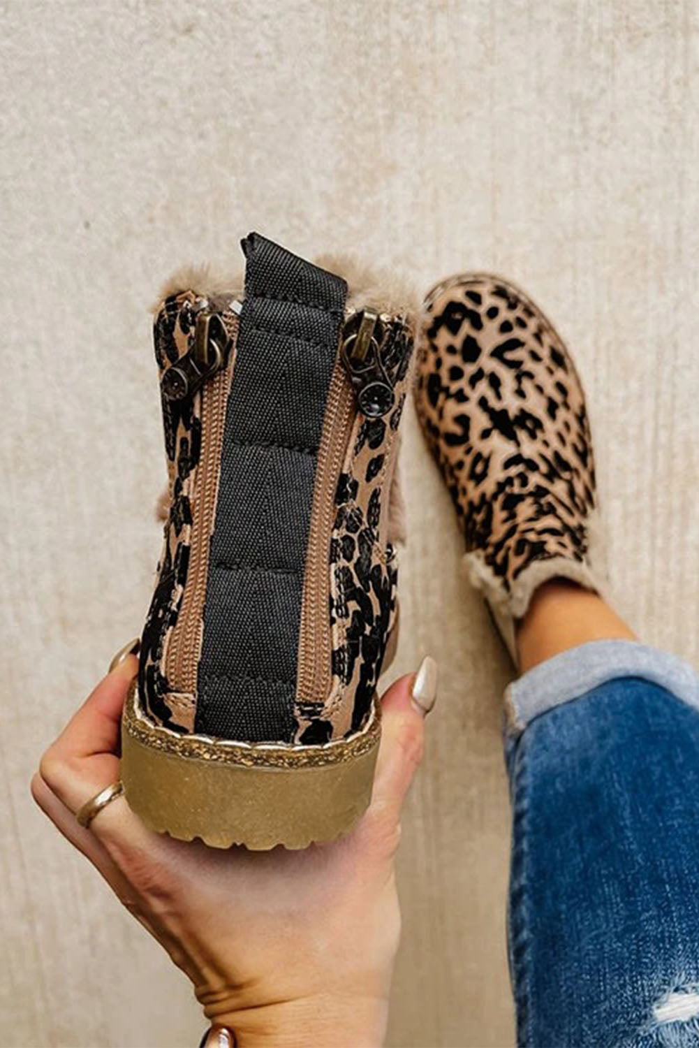 Leopard Zip Up Fleece Lining Chelsea Boots